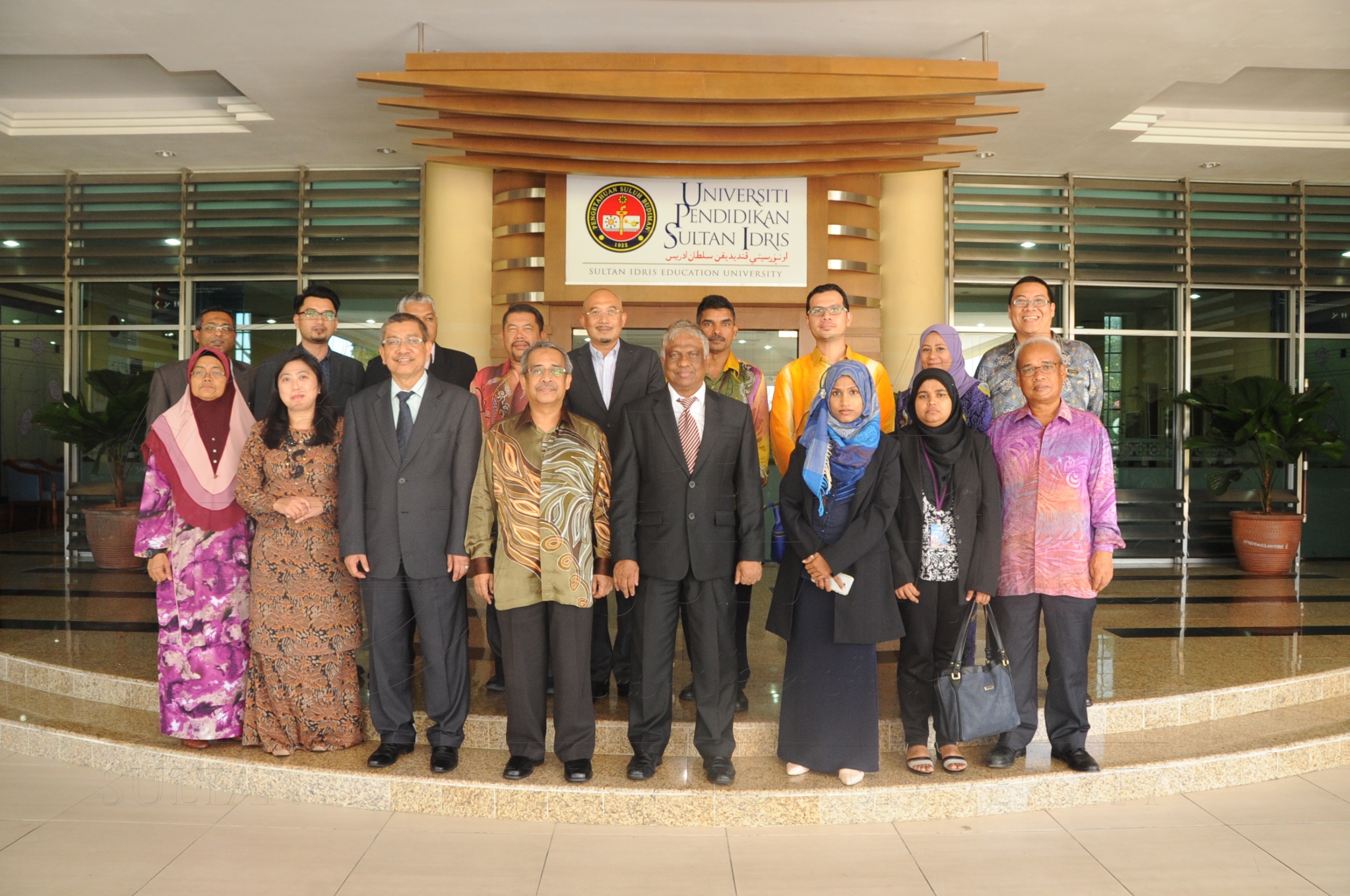 PRO16 7 Maldives HAS 8266